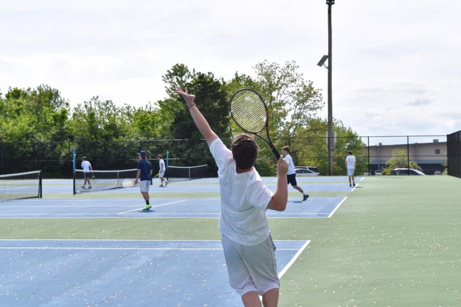 4-Peat: Tennis Team Does It Again