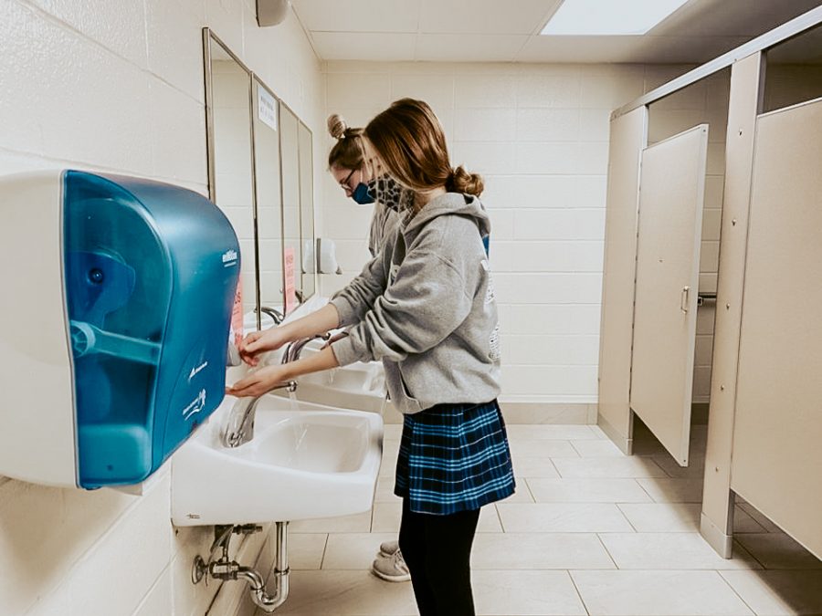 Seniors Cate Cato and Sarah Herr showing a perfect example of a healthy habit especially during COVID. Don’t forget to wash your hands and stay safe during these times! 