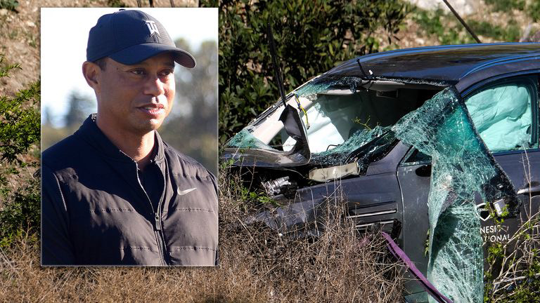 Tiger Woods sustains major leg injury after car accident Tuesday morning. 