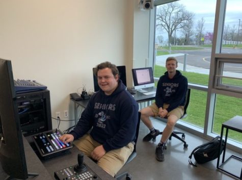 Jacob Jones (left) and Ethan Coutts (right) in their technical element