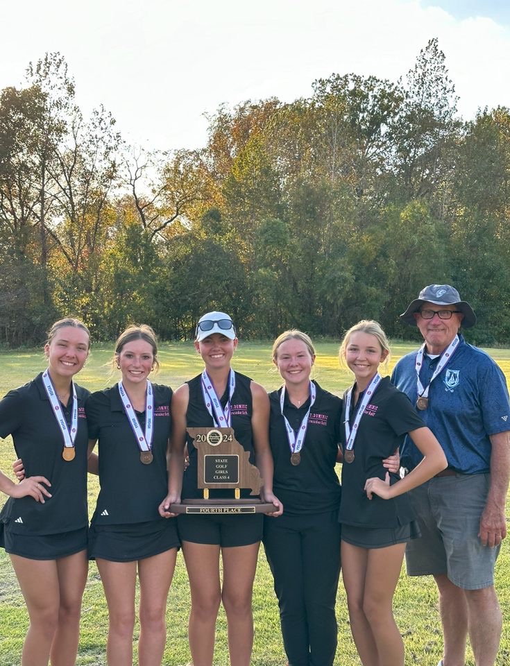 St. Dominics Girl Gold Team competes at MSHSAA Class 4 State 